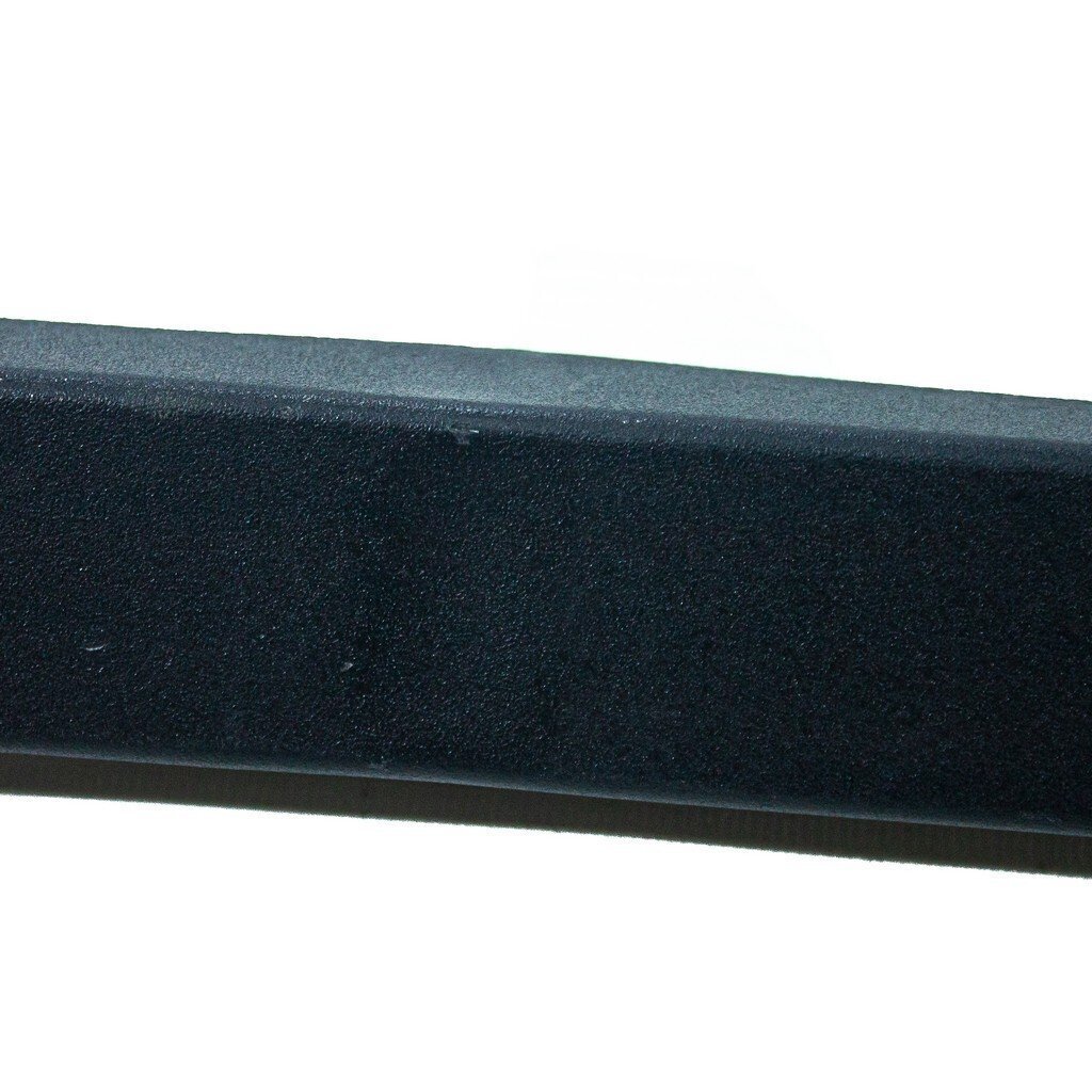 Накладка бампера заднего ВАЗ-2104 и -2105 с держателем в сборе (полоса из пластмасы)