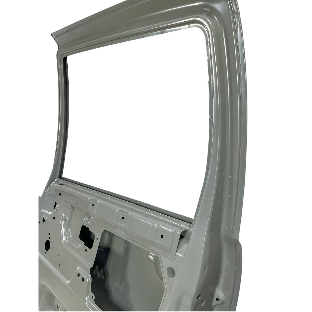 Дверь задняя Chevrolet NIVA (с 2009 г.в.) и LADA Niva Travel правая с петлями (катафорез)