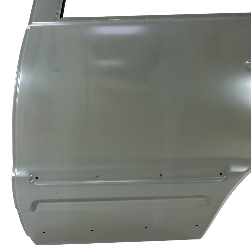 Дверь задняя Chevrolet NIVA (с 2009 г.в.) и LADA Niva Travel левая с петлями (катафорез)