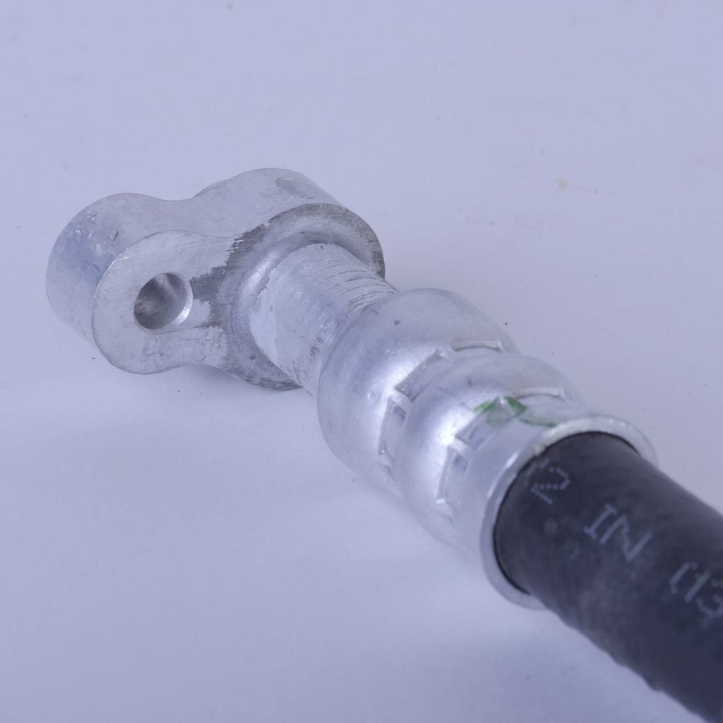Трубопровод компрессора нагнетающий LADA 4х4 в сборе