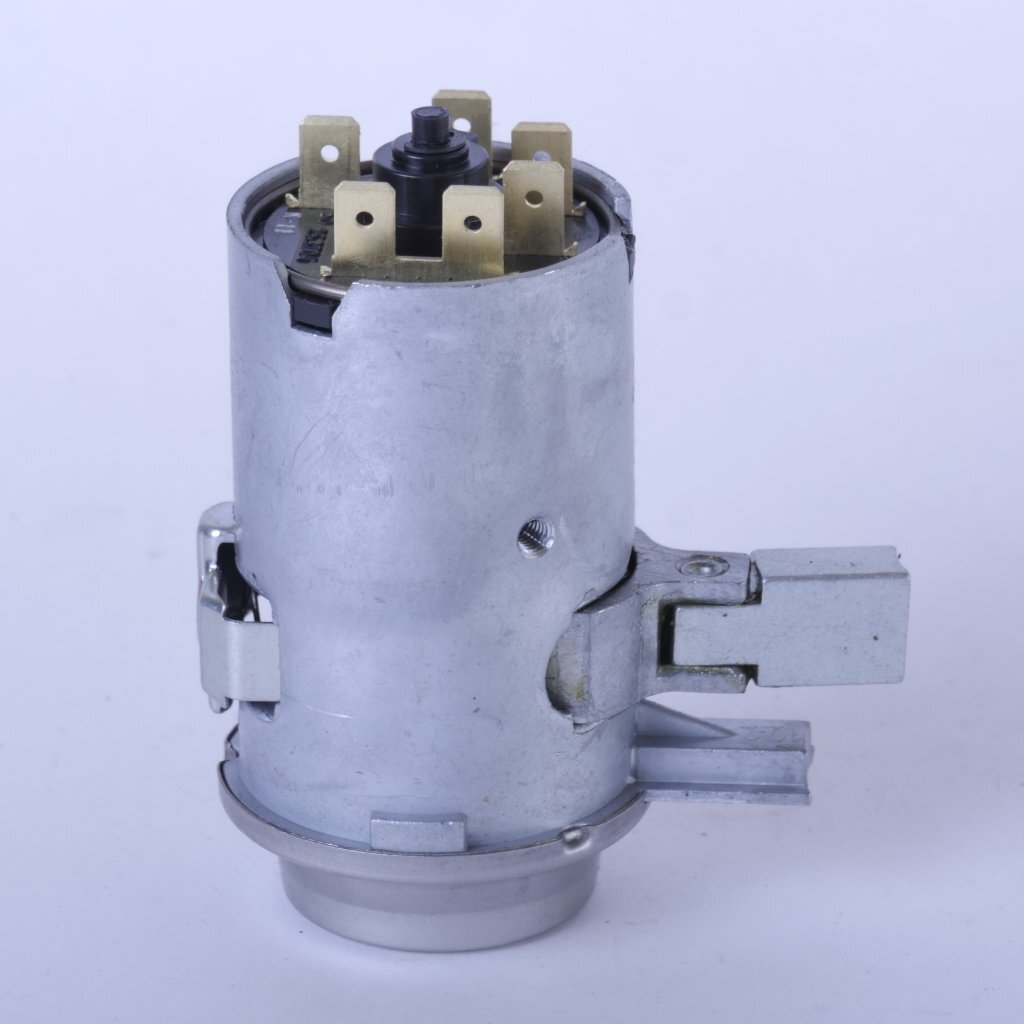 Выключатель зажигания ВАЗ-2101 … -2107 и LADA 4x4