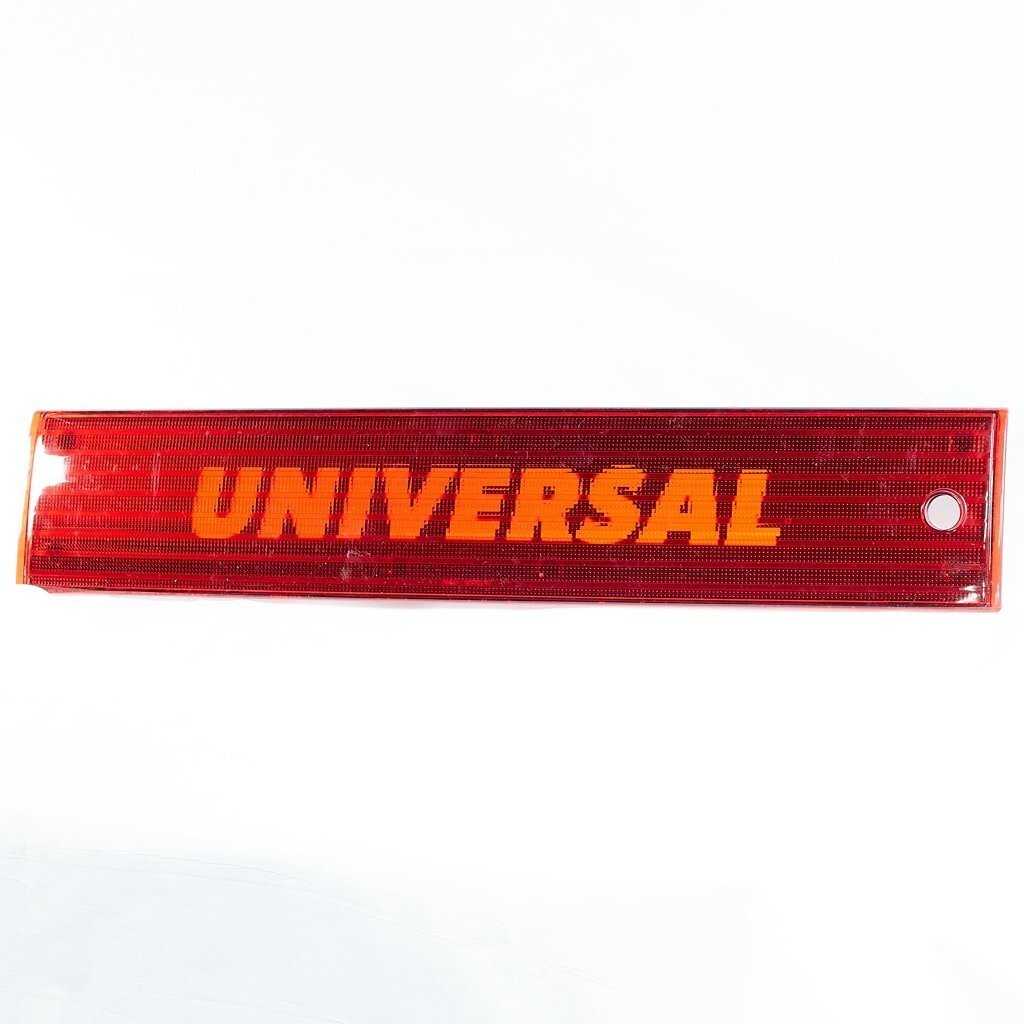 Накладка двери задка ВАЗ-2111 катафот с надписью "Универсал"