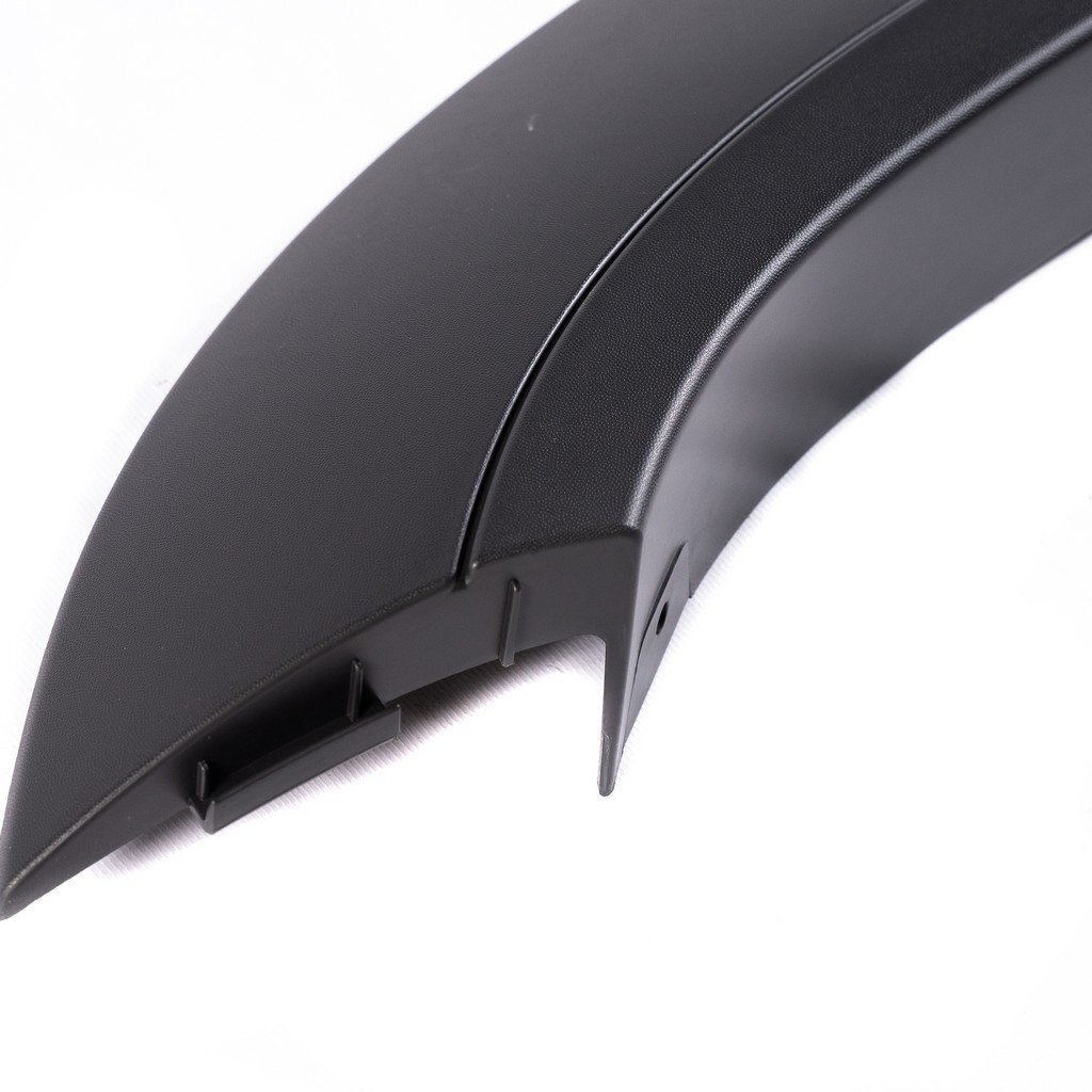 Молдинги передних крыльев Chevrolet NIVA (с 2009 г.в.), комплект в сборе ОАО "Пластик"