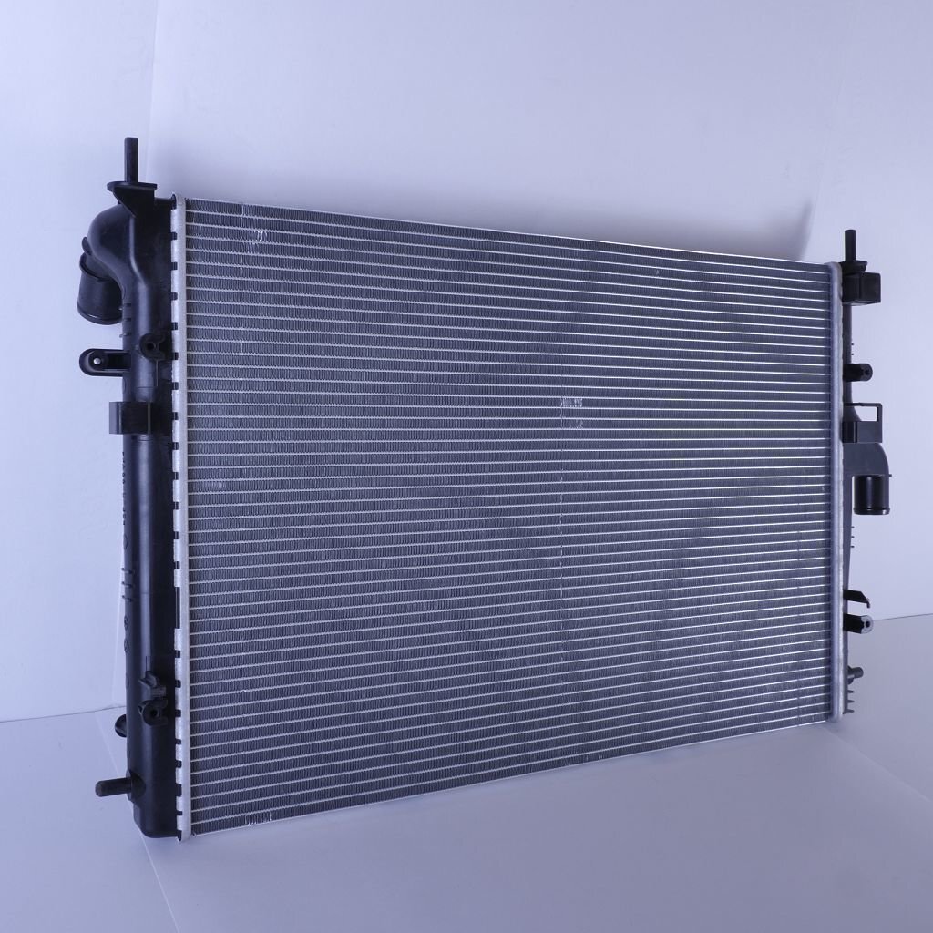 Радиатор охлаждения LADA Largus (для а/м с кондиционером)