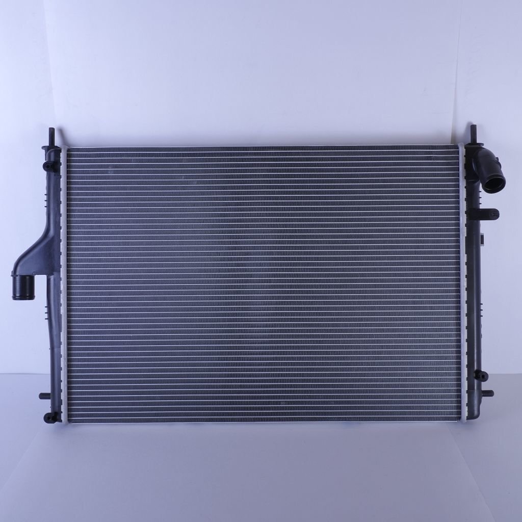 Радиатор охлаждения LADA Largus (для а/м с кондиционером)