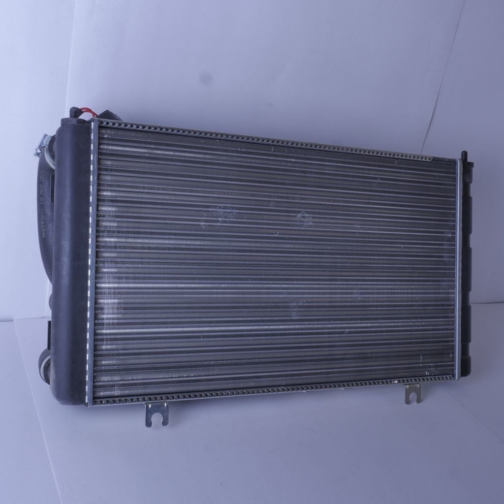 Радиатор охлаждения LADA Kalina I с трубопроводами и электровентилятором (для а/м без кондиционера)